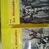 Les misérables (complet en 2 tomes) Edition illustrée de M.-F. Guyard revue et augmentée d une chronologie - Texte présenté avec les variantes des Misères une introduction et des notes - Victor Hugo