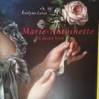 Marie-Antoinette - Un Destin Brise - Lever evelyne