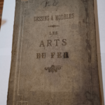 Les Arts du Feu (Céramique – Verrerie – Emaillerie). Dessins et modèles – WYZEWA (T. de)